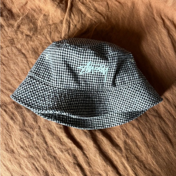 Stussy WOOL CHECK BIG STOCK BUCKET - Picture 5 of 8
